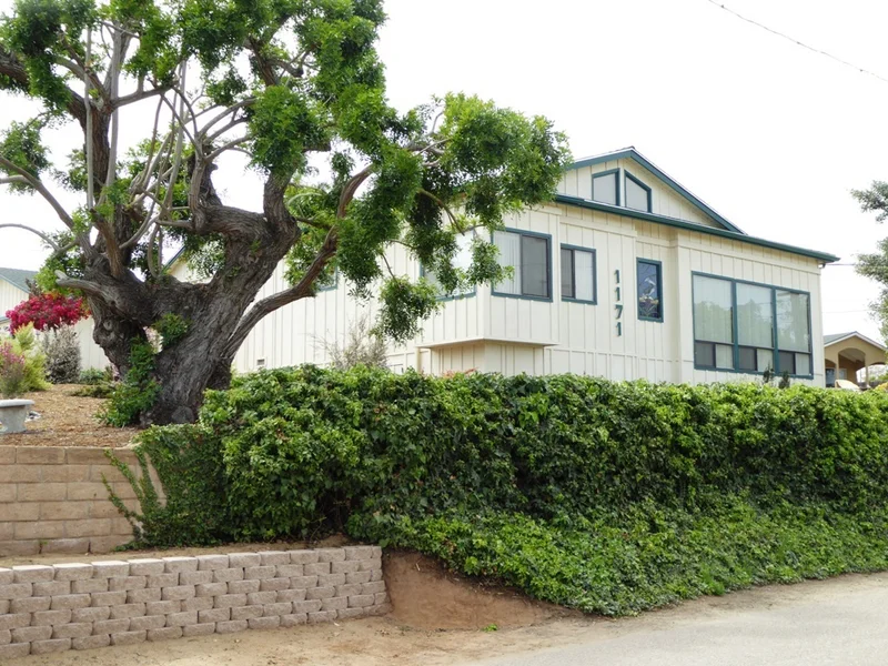 1171 Phillips St., Vista, CA 92083