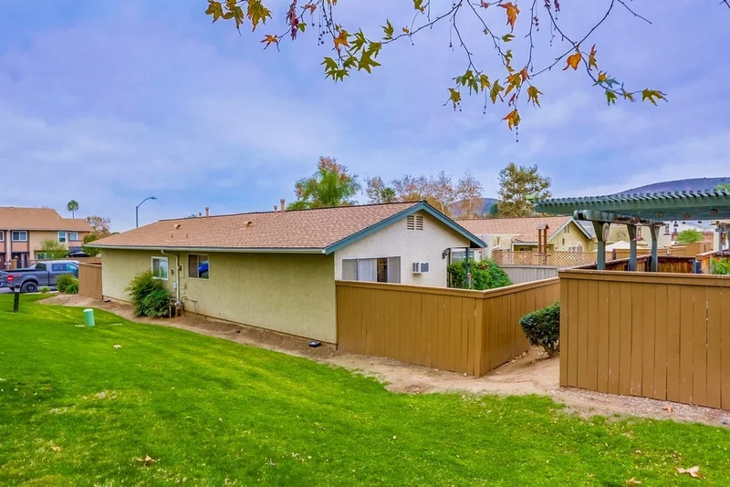 10244 Princess Sarit, Santee, CA 92071