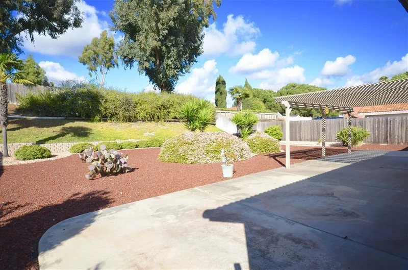 4648 Briar Ridge Rd, Oceanside, CA 92056