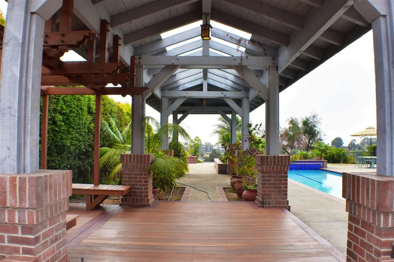4279 Sunnyhill, Carlsbad, CA 92008