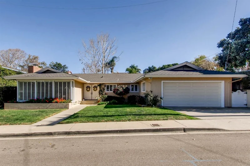 1015 Albion St, San Diego, CA 92106