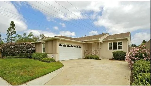 6315 50th, San Diego, CA 92120
