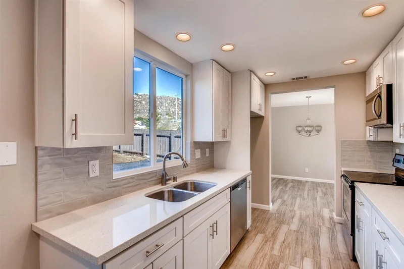 10184 Princess Joann, Santee, CA 92071
