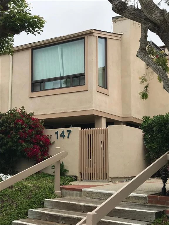509 Sierra Avenue, Solana Beach, CA 92075