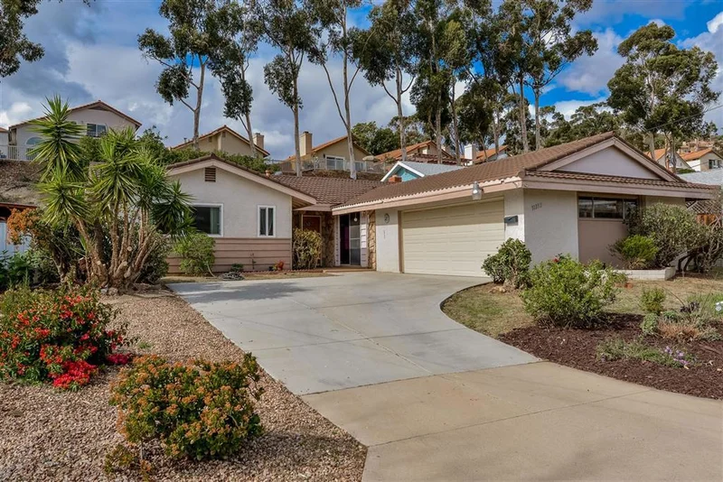10332 Strawberry Lane, Spring Valley, CA 91977