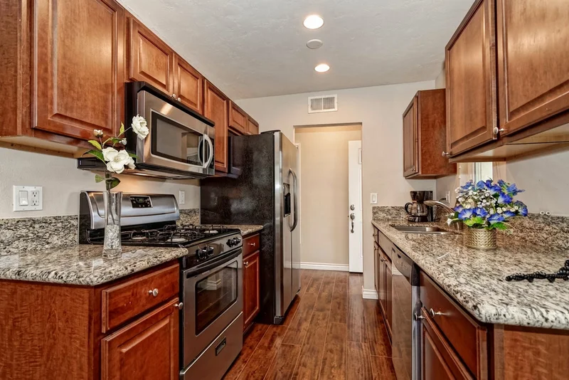 10074 Pebble Beach Dr, Santee, CA 92071