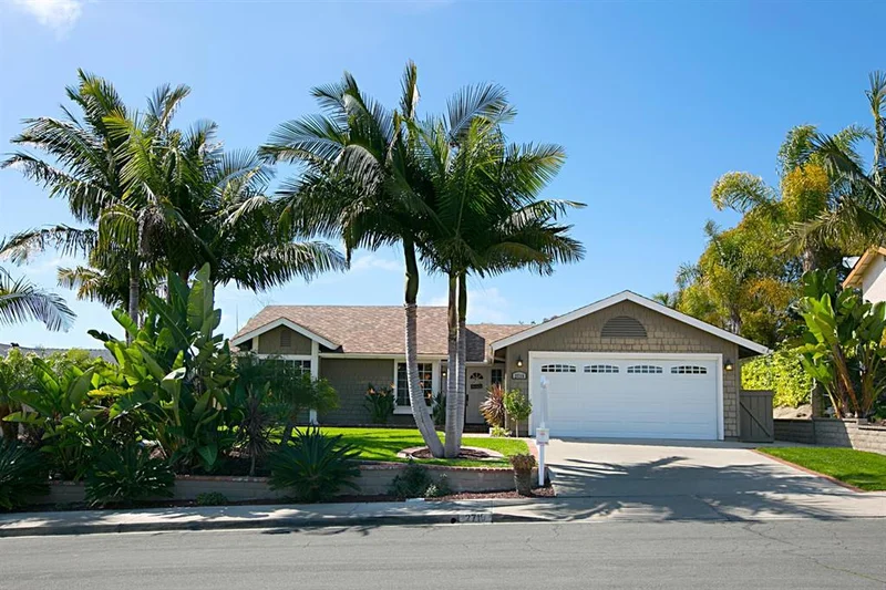 2718 Inverness, Carlsbad, CA 92010