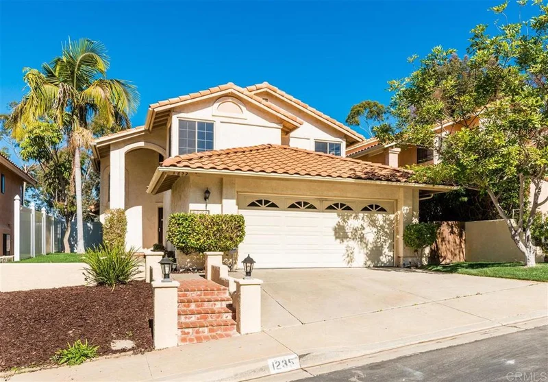 1235 Rio Way, Vista, CA 92081