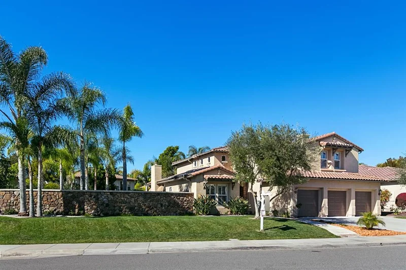 2260 Camino Robledo, Carlsbad, CA 92009