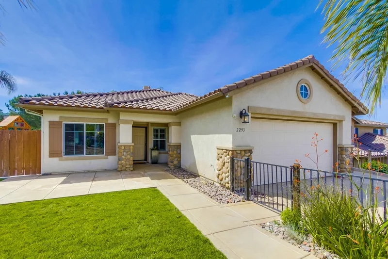 2293 Marquand, Alpine, CA 91901