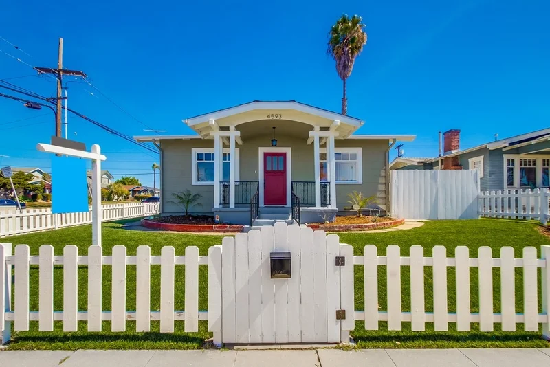 4593 Arizona St, San Diego, CA 92116