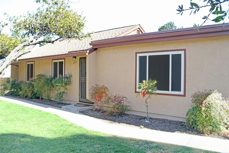 8770 Wahl St, Santee, CA 92071