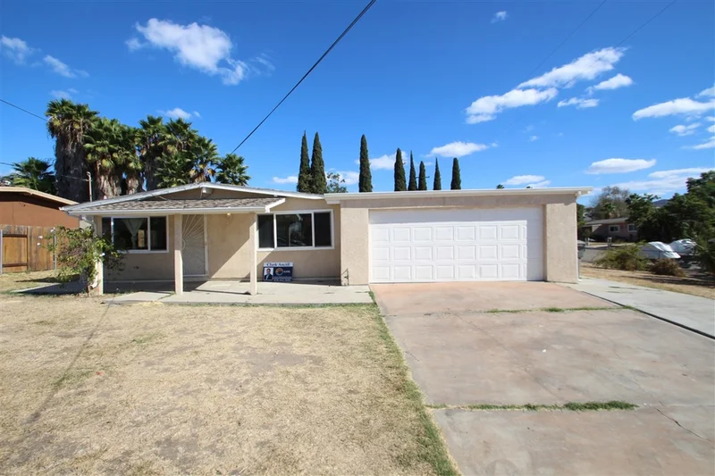 909 Felicita Ave, Spring Valley, CA 91977