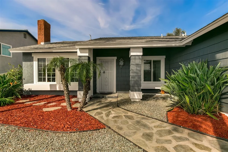 10168 Glendon Cir, Santee, CA 92071