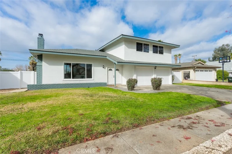 1033 Dracena, Redlands, CA 92374