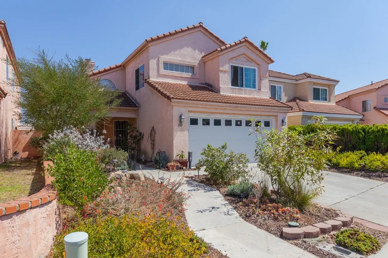 869 Ridgewater Dr, Chula Vista, CA 91913