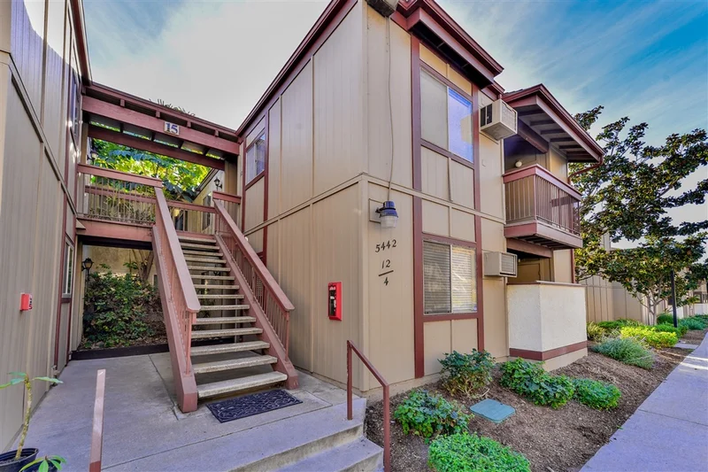 5442 Adobe Falls Rd #12, San Diego, CA 92120