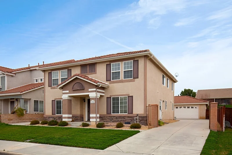 27288 Sierra Madre, Murrieta, CA 92563