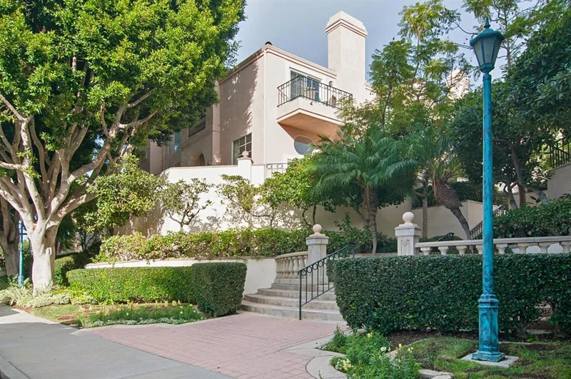 5163 Renaissance Avenue #A, University City, CA 92122