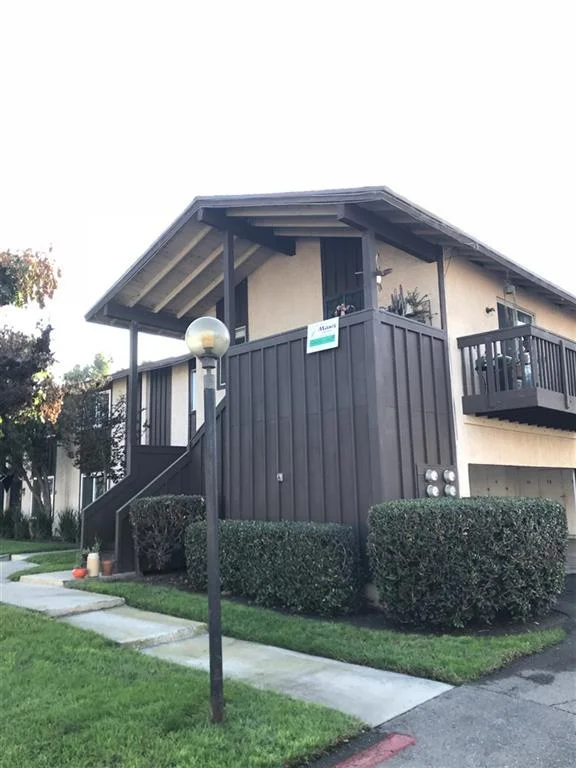 456 Ridgeway Court, Spring Valley, CA 91977