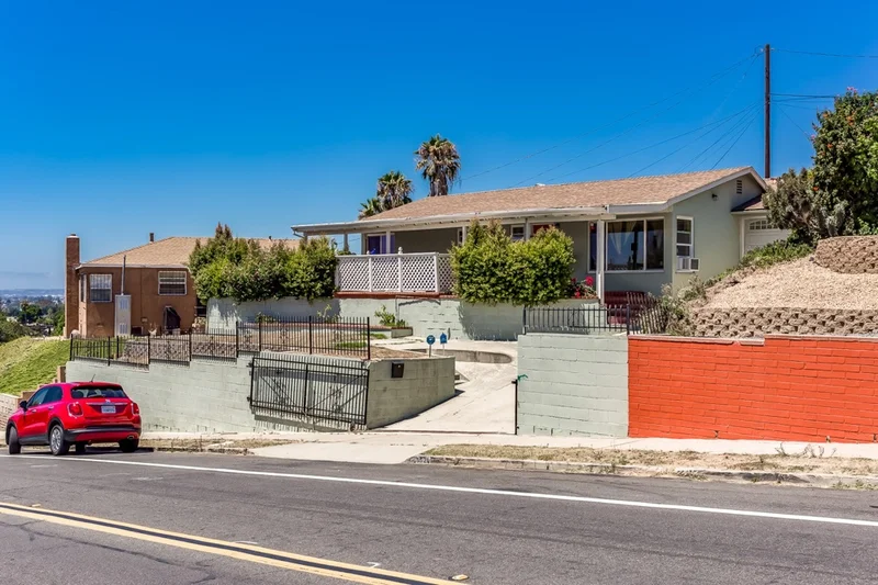5520 Olvera Ave, San Diego, CA 92114
