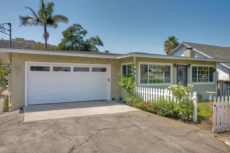 8658 Almond Road, Lakeside, CA 92040