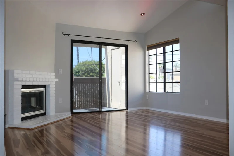 4642 Utah St #8, San Diego, CA 92116