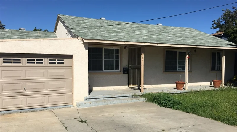 1232 Washington Avenue, El Cajon, CA 92019