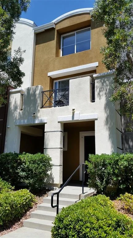 8761 Esplanade Park Lane, San Diego, CA 92123