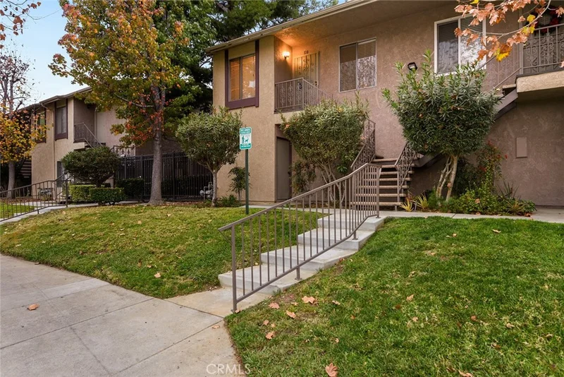 5475 Bohlig #110, El Sereno, CA 90032