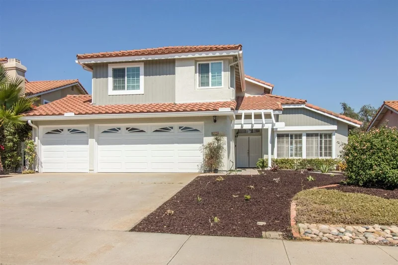2756 Avalon Ave, Carlsbad, CA 92010