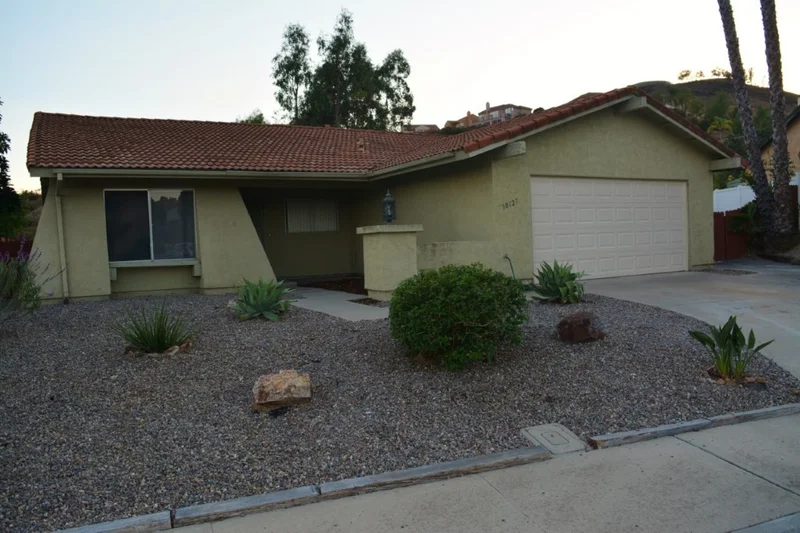 10127 Tres Lagos Ct., Spring Valley, CA 91977