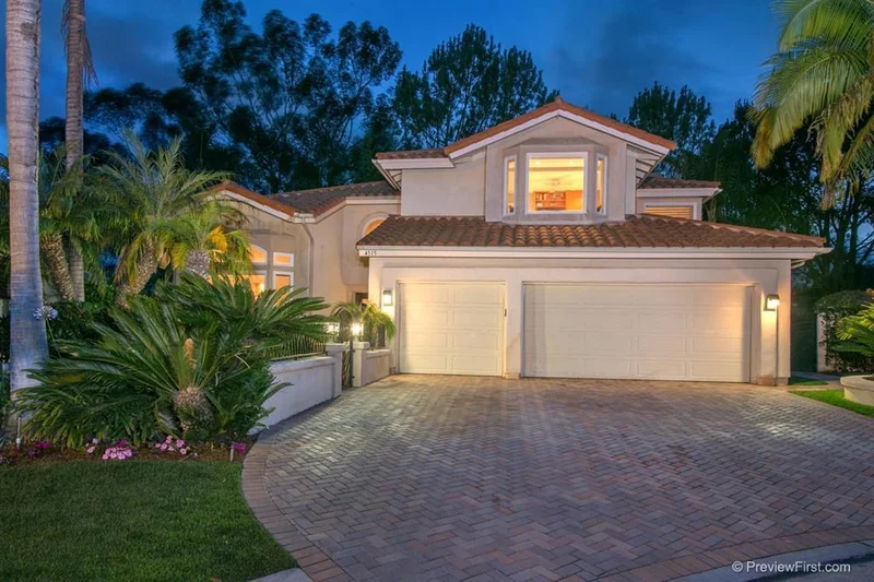 4515 Saddle Mountain Ct, San Diego, CA 92130