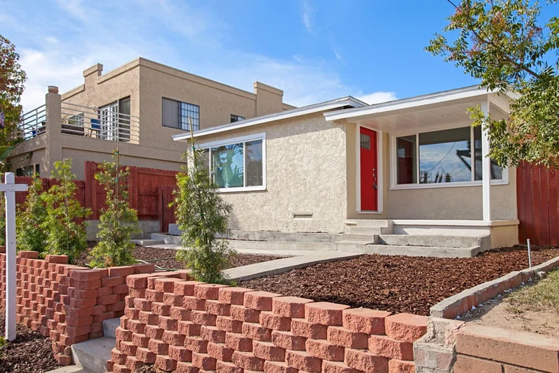 5548 Riley, San Diego, CA 92110