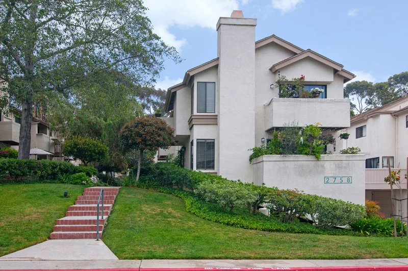 2758 Ariane #128, San Diego, CA 92117