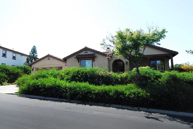 10475 Pinion Trl, Escondido, CA 92026