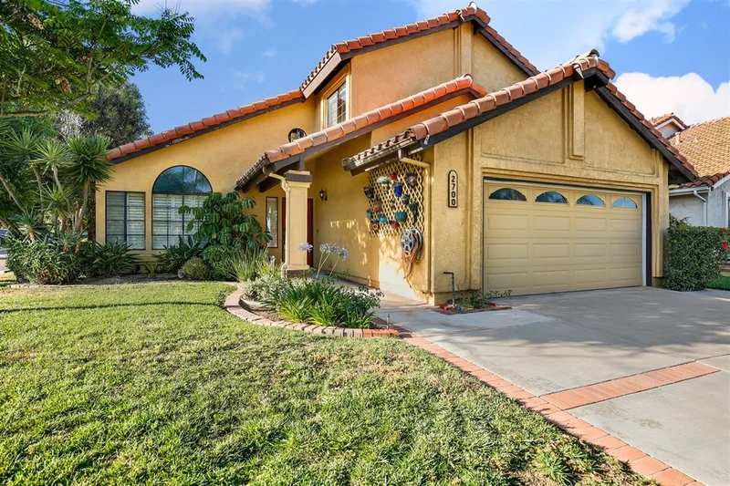 2700 Fieldbrook Way, Escondido, CA 92027