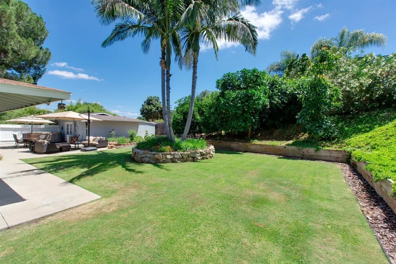 2585 Felicita Rd., Escondido, CA 92029