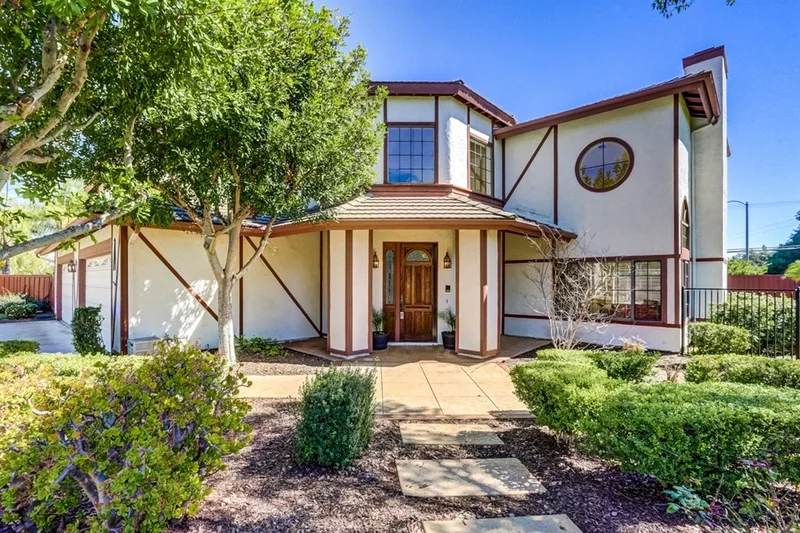 2280 Ritter Place, Escondido, CA 92029