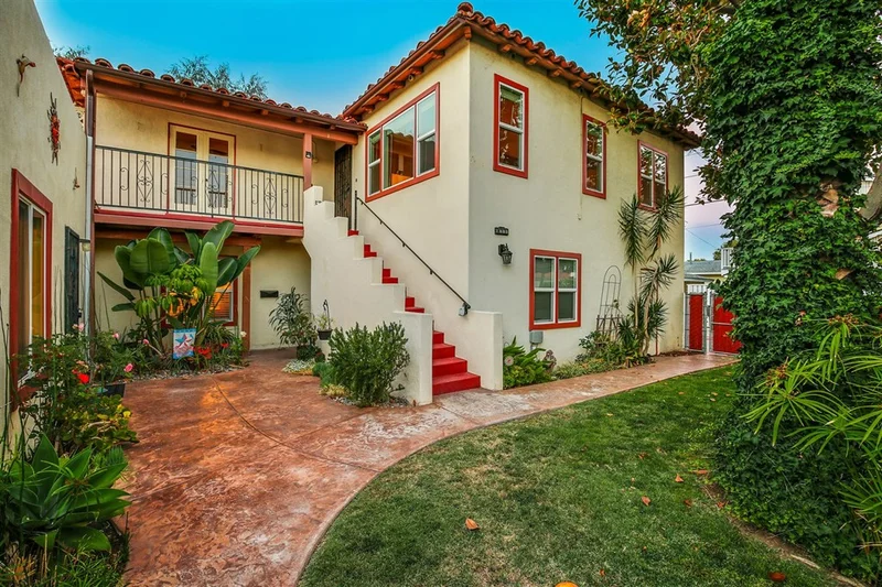 411 2nd St, Coronado, CA 92118