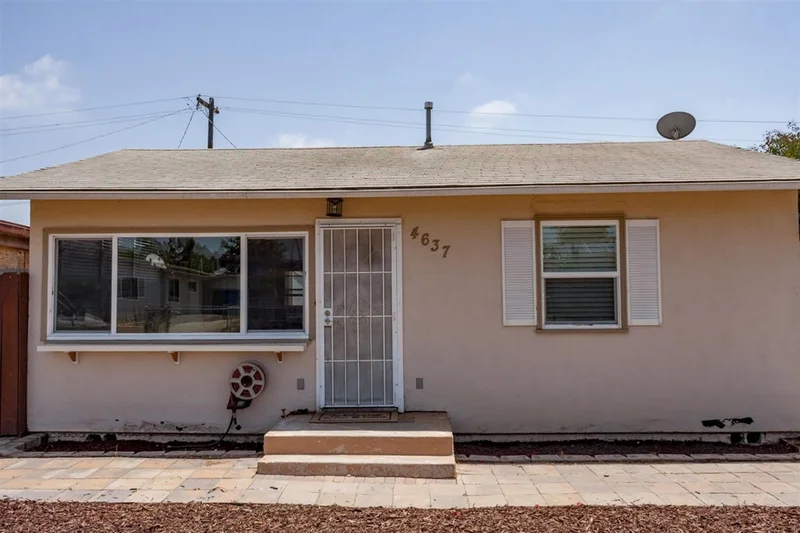 4637 F St, San Diego, CA 92102