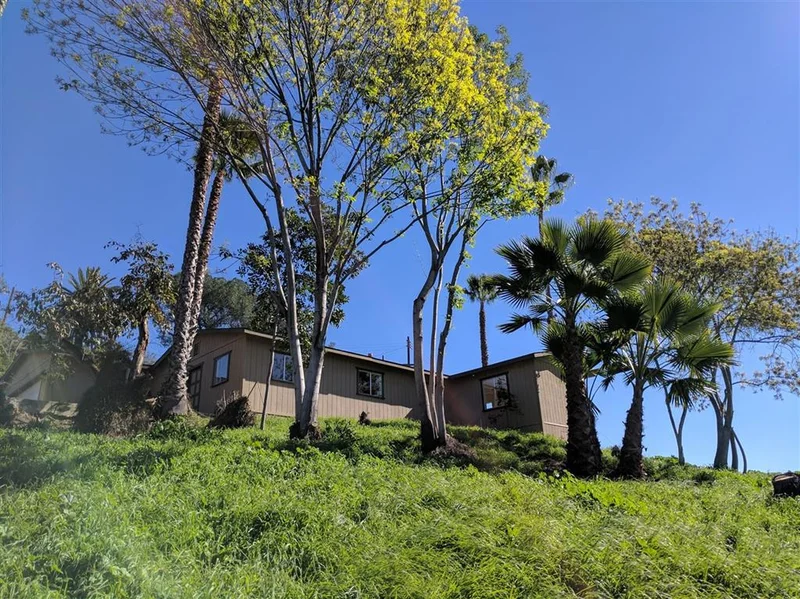 2974 Oak Hill, Escondido, CA 92027
