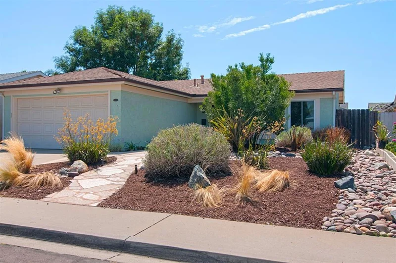 10168 Royal Ann Ave, San Diego, CA 92126