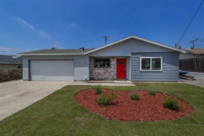 8958 Rover, Spring Valley, CA 91977
