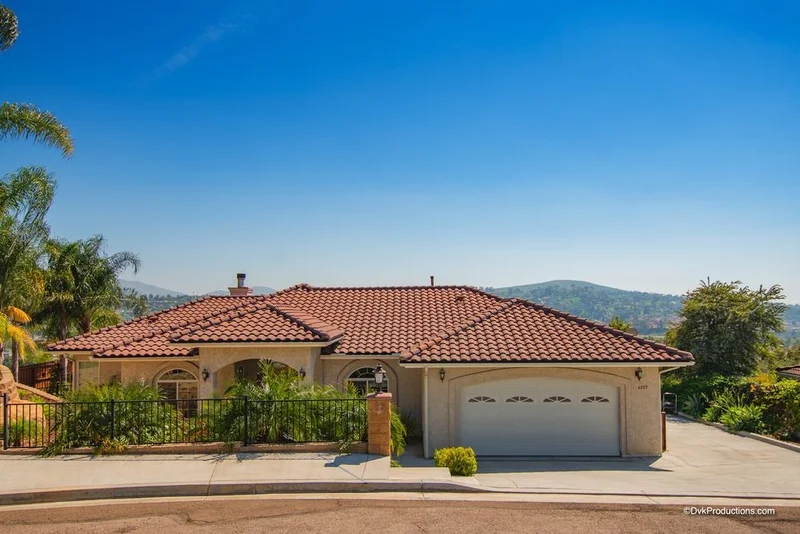 4203 Laskey Lane, La Mesa, CA 91941