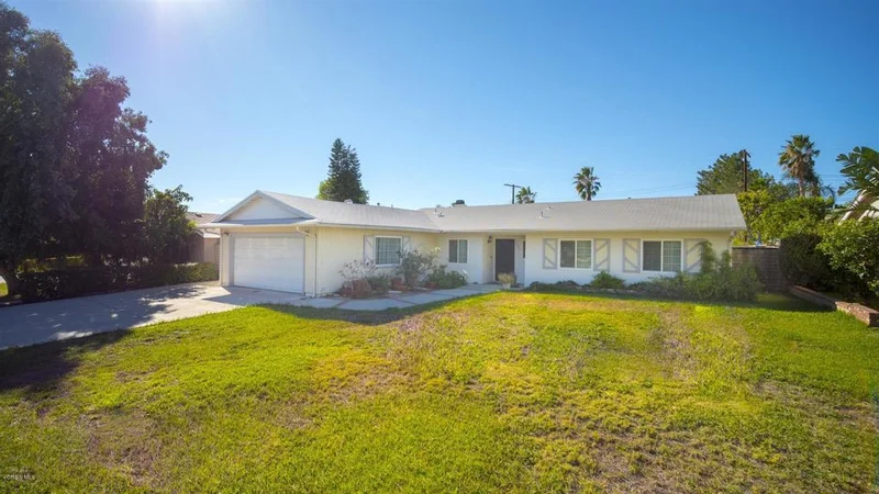 10421 Yolanda, Northridge, CA 91326