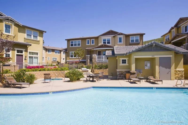 1033 Iron Wheel St., Santee, CA 92071