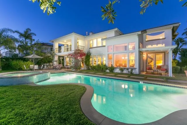 450 Sandalwood Ct, Encinitas, CA 92024
