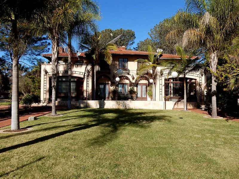 1865 Sefton, San Diego, CA 92107