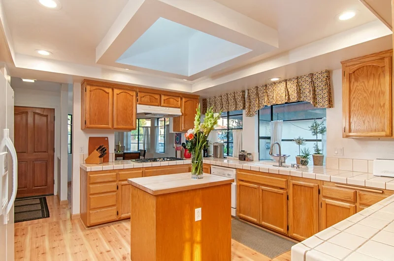 5534 Lesa Road, La Mesa, CA 91942